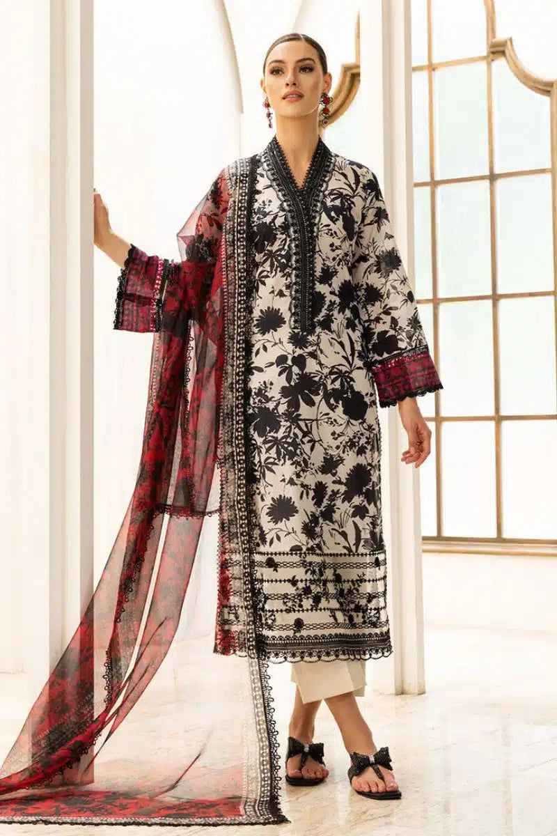 ZAINAB CHOTTANI LUXURY LAWN COLLECTION| UNSTITCHED 3 PCS | TOP PAKISTANI DRESS BY SHAEBIZ