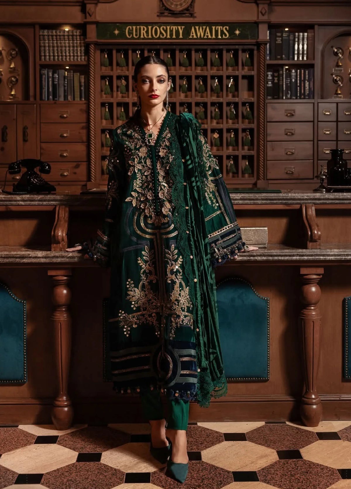 MARIA B EMBROIDERED MICRO 9000 VELVET DRESS WITH PANACHE SHAWL| UNSTITCHED WINTER COLLECTION| TOP PAKISTANI DRESS BY SHAEBIZ