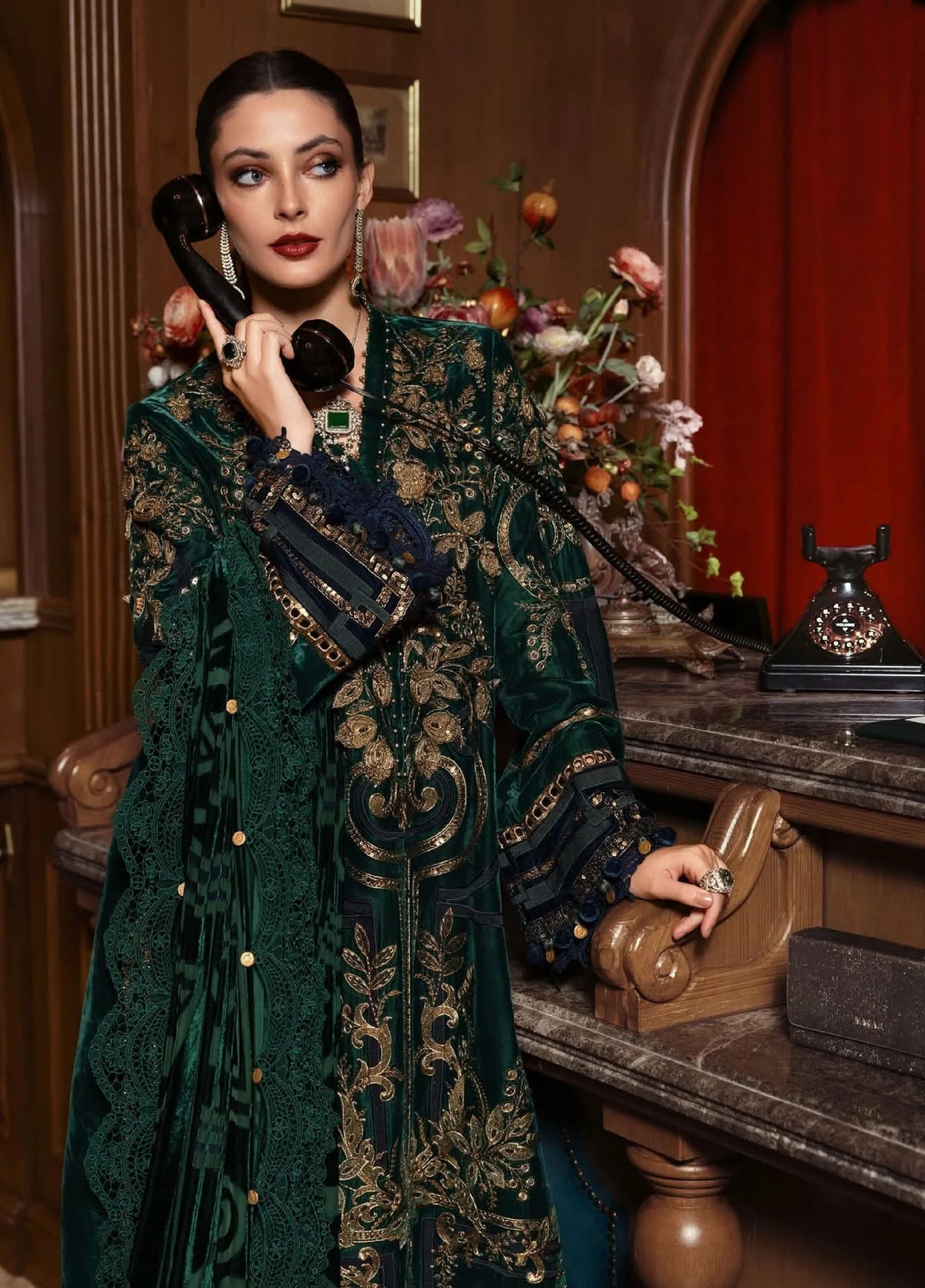 MARIA B EMBROIDERED MICRO 9000 VELVET DRESS WITH PANACHE SHAWL| UNSTITCHED WINTER COLLECTION| TOP PAKISTANI DRESS BY SHAEBIZ
