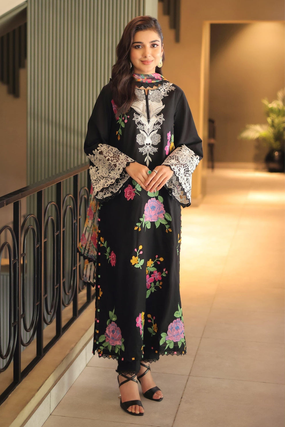 ANEELA'S LATEST BLACK MIDNIGHT ROSES LAWN DRESS| UNSTITCHED SUMMER COLLECTION| TOP PAKISTANI DRESS BY SHAEBIZ