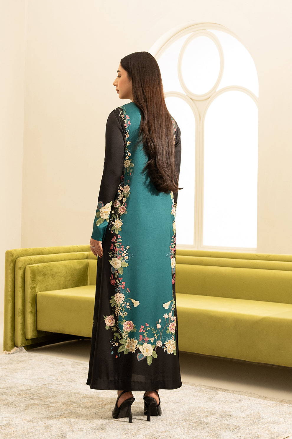 LULUSAR DIGITAL SILK COLLECTION | TOP PAKISTANI DRESS BY SHAEBIZ