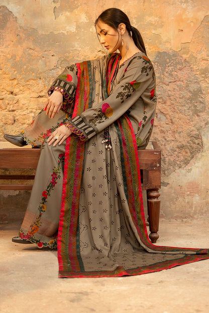 CHARIZMA LUXURY PRINTED LAWN DIGITAL PRINT COLLECTION| UNSTITCHED 3 PCS BY SHAEBIZ