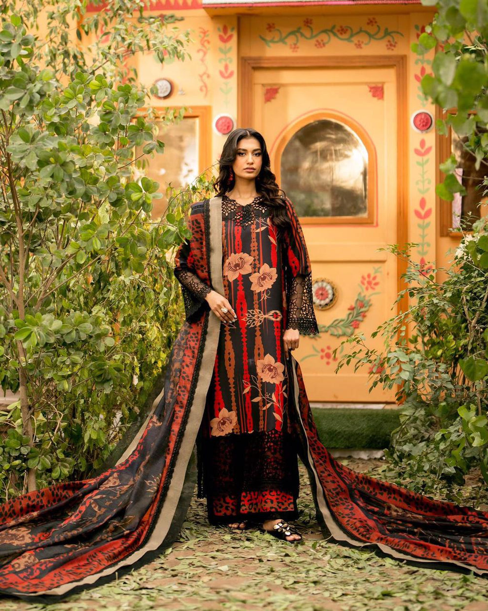 MARYUM N MARIA LATEST  SWISS LAWN COLLECTION| UNSTITCHED 3 PCS BY SHAEBIZ
