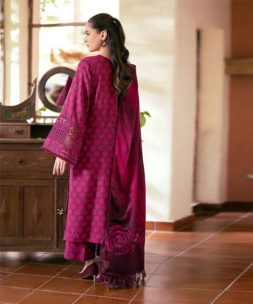 BAROQUE EXCLUSIVE FALL/ WINTER COLLECTION| UNSTITCHED MASTER REPLICA BY SHAEBIZ