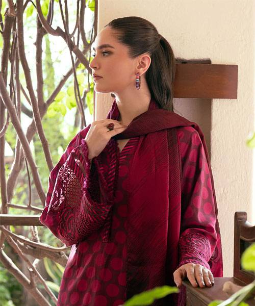 BAROQUE EXCLUSIVE FALL/ WINTER COLLECTION| UNSTITCHED MASTER REPLICA BY SHAEBIZ