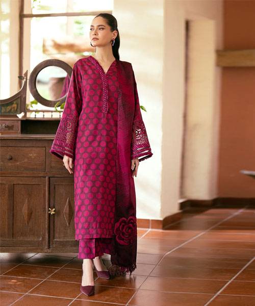 BAROQUE EXCLUSIVE FALL/ WINTER COLLECTION| UNSTITCHED MASTER REPLICA BY SHAEBIZ