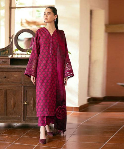 BAROQUE EXCLUSIVE FALL/ WINTER COLLECTION| UNSTITCHED MASTER REPLICA BY SHAEBIZ