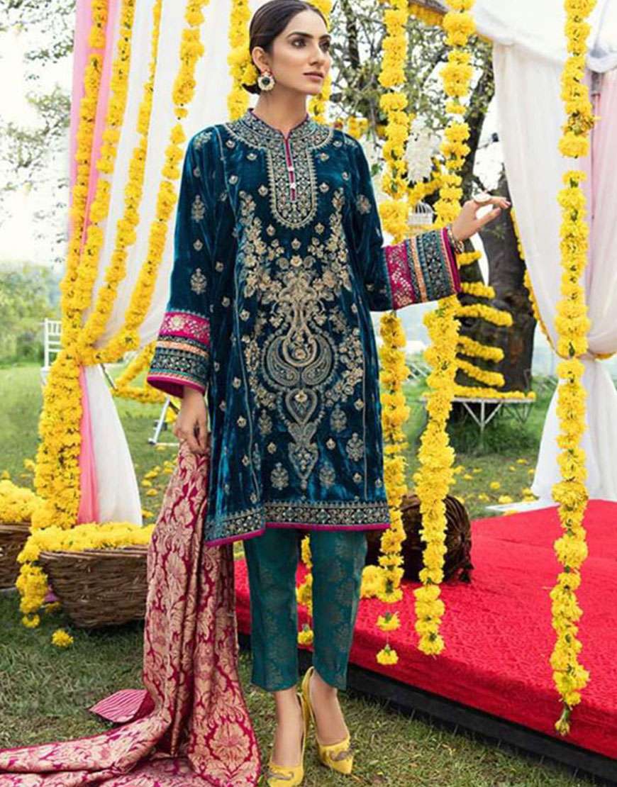 MARIA B VELVET FORMAL WEDDING DRESS (MB-VB21)