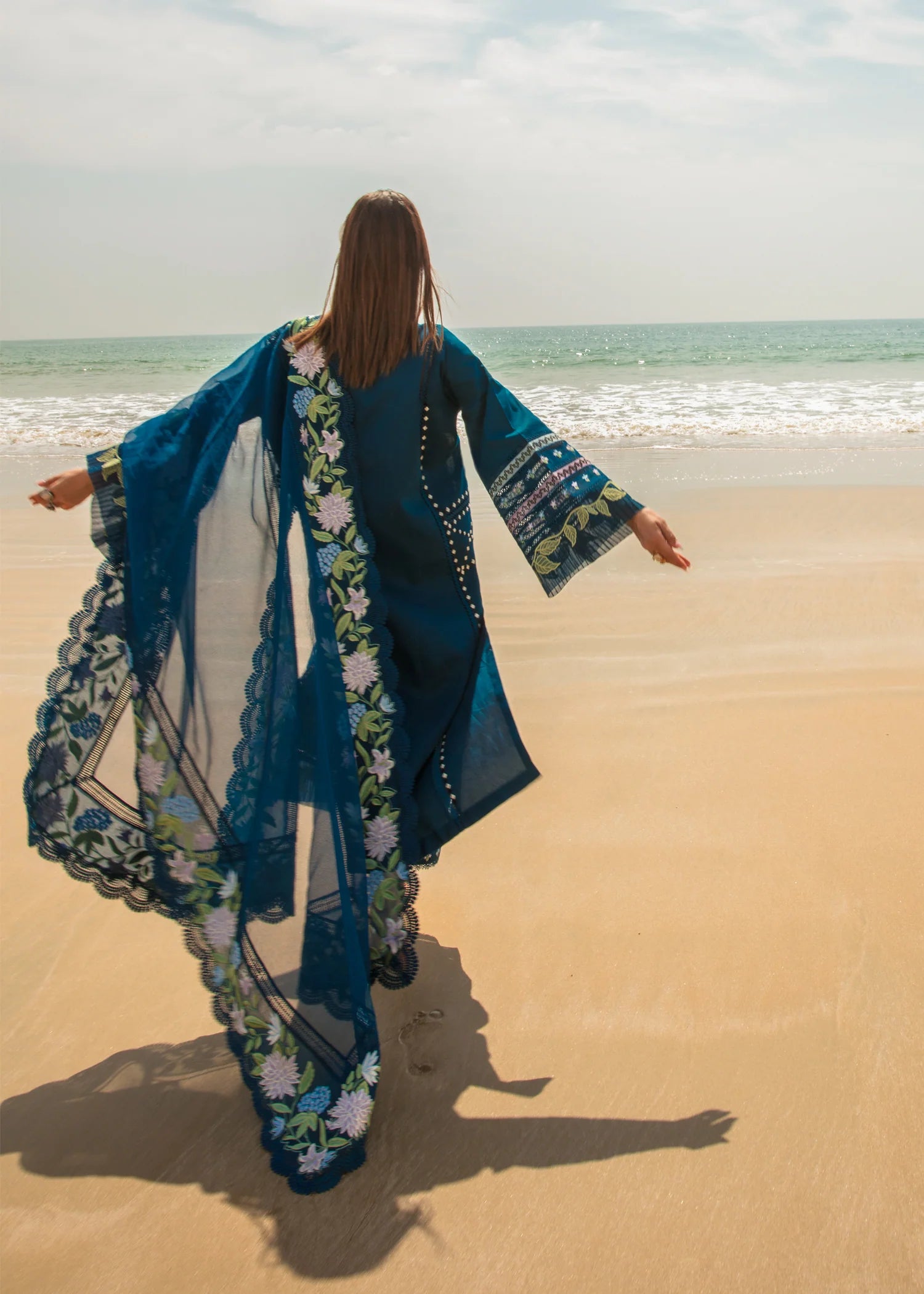 CRIMSON SAIRA SHAKIRA LAWN CHICKEN KARI CODE:CM ZINK