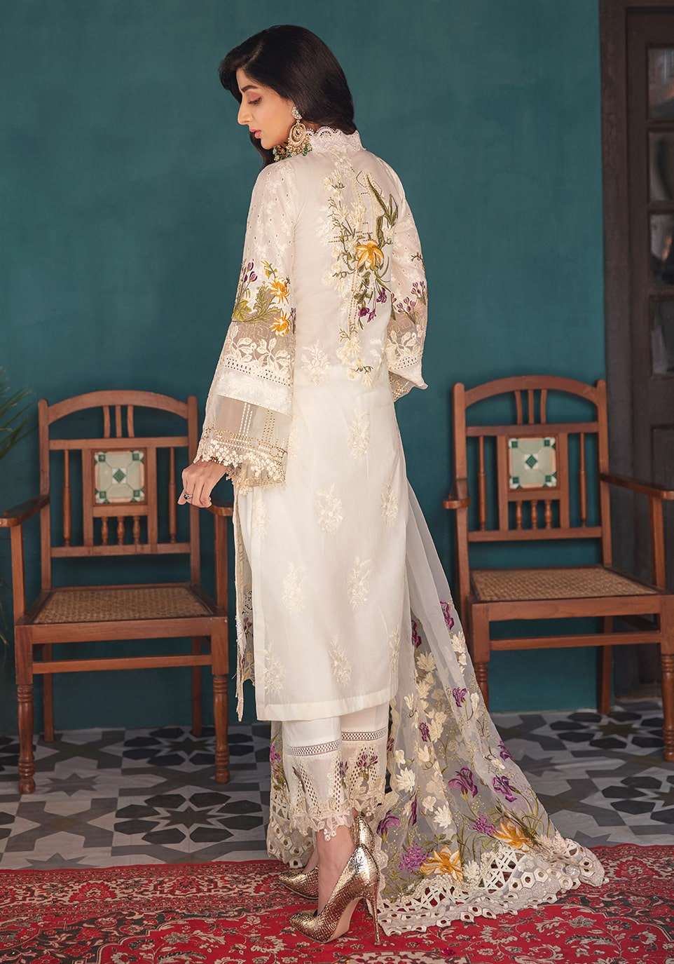 Elaf White | Luxury Lawn | Unstitch Collection | By Shaebiz