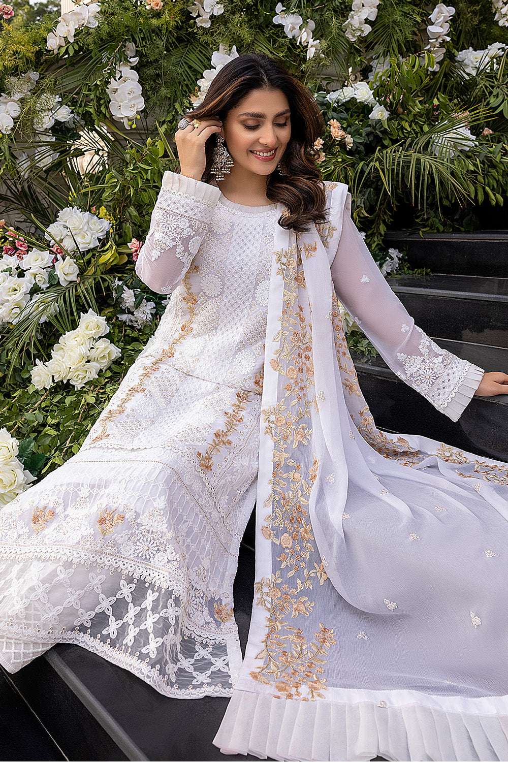 AZURE WHITE CHIFFON LUXURY WEAR (AZ-SW22)