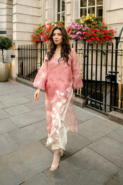 SANA MASKATIYA LUXURY PINK CHIFFON DRESS | MAHIRA KHAN VIRAL DRESS| UNSTITCHED 3 PCS BY SHAEBIZ