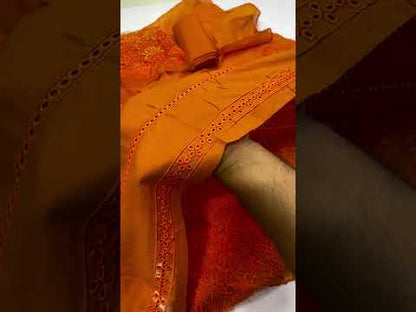 RANG RASIYA PREMIUM EMBROIDERED CHICKEN KARI LAWN | UNSTITCHED 3 PCS BY SHAEBIZ