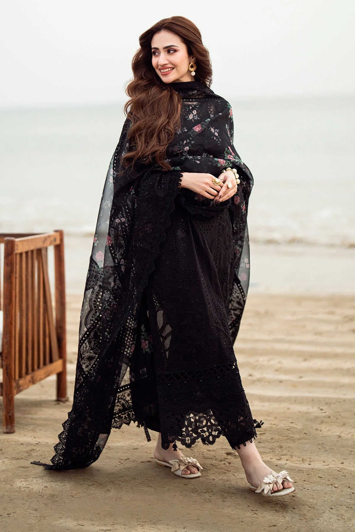 NUREH BLACK SANAM RE LUXURY LAWN COLLECTION| TOP PAKISTANI DRESS BY SHAEBIZ
