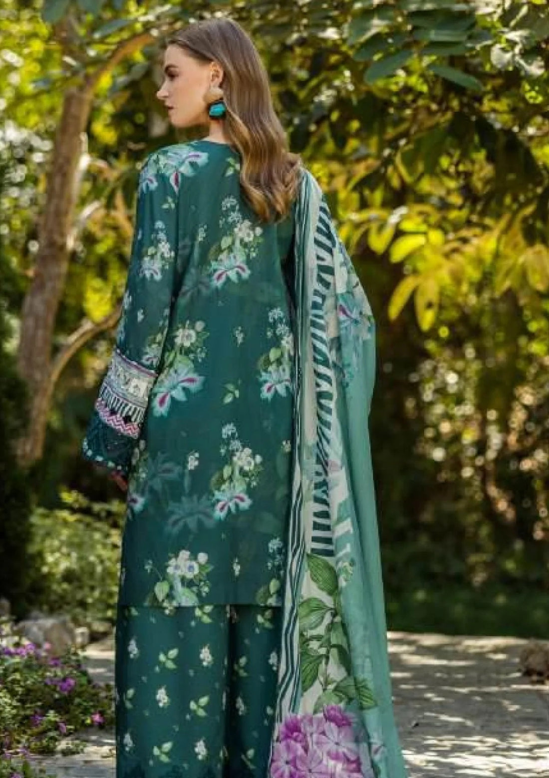 ELAF EMBROIDERED GREEN MEADOW MIST LUXURY LAWN COLLECTION| CHICKEN KARI LAWN| TOP PAKISTANI DRESS BY SHAEBIZ
