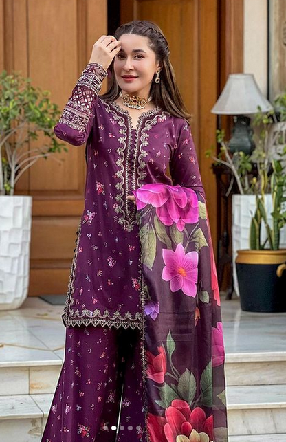 IZNIK MARGENTA PRINTED LAWN COLLECTION| TOP PAKISTANI DRESS BY SHAEBIZ|